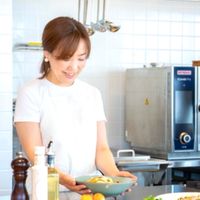 lembellir 岸田典子