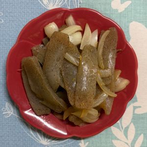 チョビの助の作ってみた!投稿(冷凍こんにゃくのコリコリ生姜焼き)