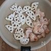 シャキッと香ばし◎【鶏れんこんの甘酢炒め】やみつきになる♡の工程1
