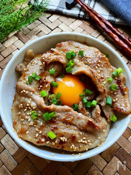 胃袋わしづかみ《ガッツリ♡スタミナ豚丼》