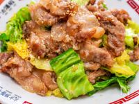 ガツンと旨い◎豚肉とキャベツの味噌にんにく炒め
