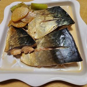 ナムディの作ってみた!投稿(【さばの甘辛生姜煮】ご飯がすすむ♡さばの煮付け)