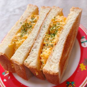 にっこりレストランの作ってみた!投稿(ゆで卵不要たまごサンド)