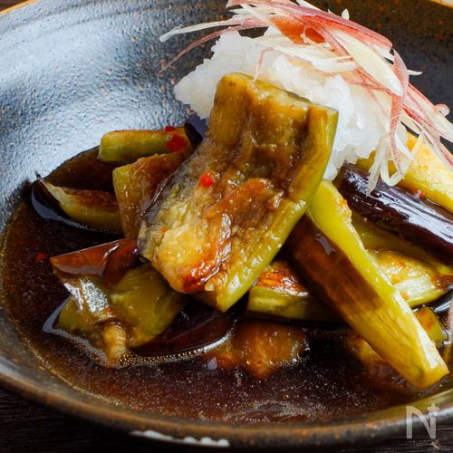 手でさくからウマい【やみつき焼きなすの香味ダレ】