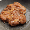 漬けて焼くだけ！コク旨【オイスター鶏照り焼き】の工程3