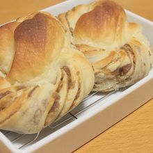 豆腐のねじりパン　マロン味