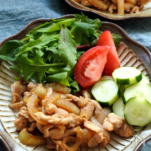 【炒め方が変わる!】玉ねぎが美味しい豚肉の生姜焼き風炒め
