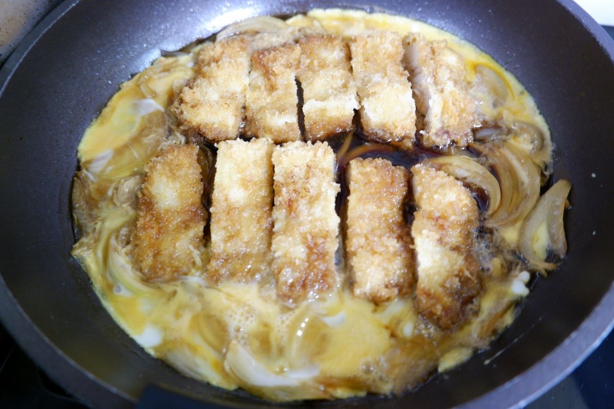 かつとじ ご飯が進む定食屋さん風『かつとじ』 | レシピサイトNadia