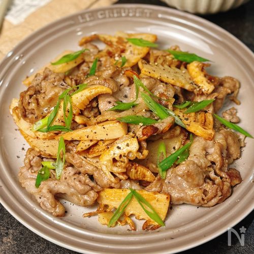 【豚肉と筍のガリバタ醤油】旬の筍でがっつり旨い!ごはん泥棒♪
