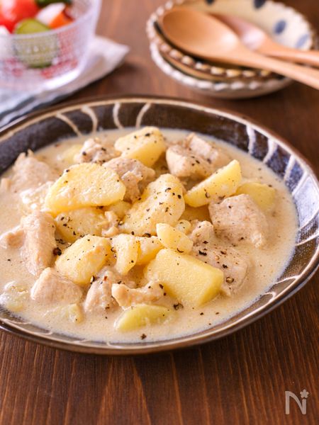 鶏むねとじゃがいものクリーム煮