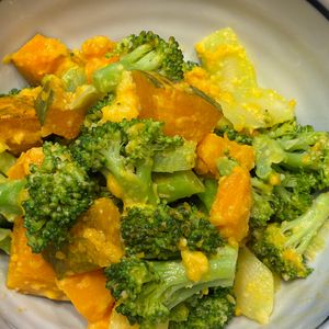 くだもの大好き🧡の作ってみた!投稿(簡単なのにコクうま♩ブロッコリーとかぼちゃのサラダ)
