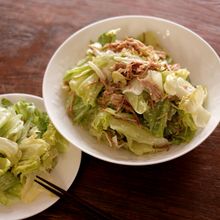 主役がエノキの清熱サラダ：食物繊維てんこ盛りなベジレシピ