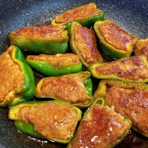 猫ママの作ってみた!投稿(【ピーマンの肉詰めの甘辛照り焼き】裏ワザで絶対失敗なし!)