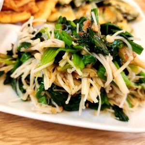 ぱんだの作ってみた!投稿(調味料2つ《ほうれん草とえのきの和風ナムル》)