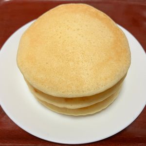 りんごの作ってみた!投稿(もっちり感あり【米粉のミルクパンケーキ】簡単！ふんわり♡)