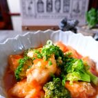 ＼鶏むね肉もパサつかない／鶏むね肉とブロッコリーケチャップ餡