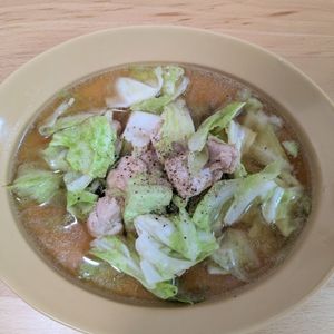 ゆいの作ってみた!投稿(スープが絶品！【鶏キャベツのピリ辛ごまスープ煮】)