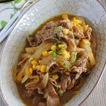 カレー粉でおいしさ倍増！ラム肉のカレー粉炒め