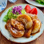 ごはんが進む♩鶏むね肉と玉ねぎのこく旨甘酢炒め