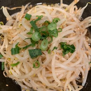 ぐ〜たら子の作ってみた!投稿(毎日食べたい！やみつきもやし)