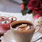 バレンタインにとろけるアイス仕立ての♡ホットチョコシナモン