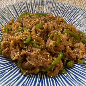 楽ラク手抜キッチン🐶🐾の作ってみた!投稿(味が決まる白飯必須おかず【牛肉とピーマンの味噌炒め】)