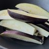 【オクラとナスのカレー炒め】節約/あと一品の工程1