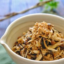 レンジで常備菜！えのきとしめじとおかか塩昆布の和風ナムル