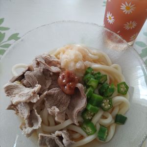 KUMIKOの作ってみた!投稿(【梅おろし豚しゃぶうどん】疲労回復！暑い日にぴったり♡)