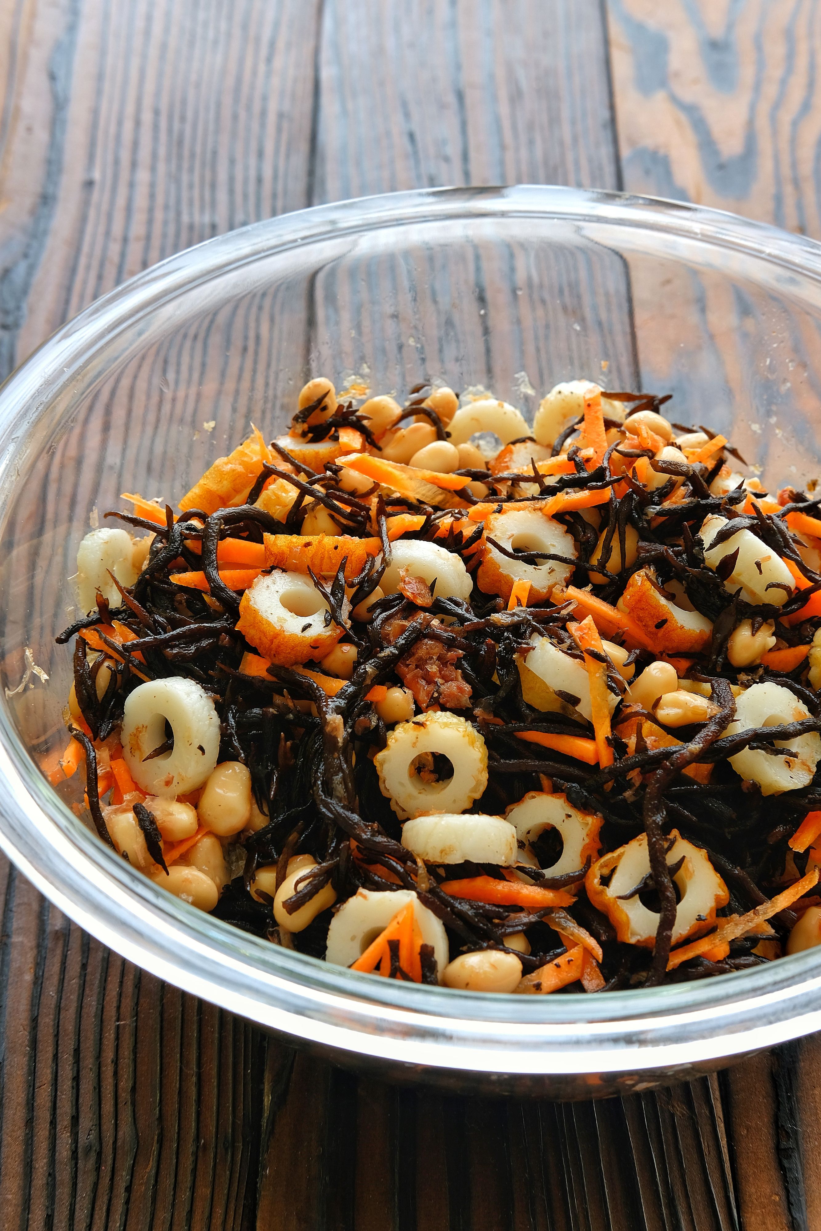 レンジで常備菜！ちくわ入りひじきの煮物 | レシピサイトNadia