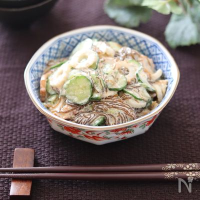 ハマるおつまみ♡もずくときゅうりとちくわの辛子マヨ醤油和え