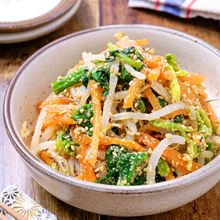【三色野菜のごま和え】レンジで作れる♪栄養満点副菜♡