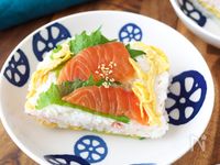 ひな祭りに🌸家族喜ぶ!タッパーで簡単押し寿司【加熱なし】