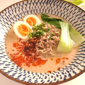 とのちゃまの作ってみた!投稿(担々風そうめん【そうめんアレンジ♪簡単コクうまスープ】)