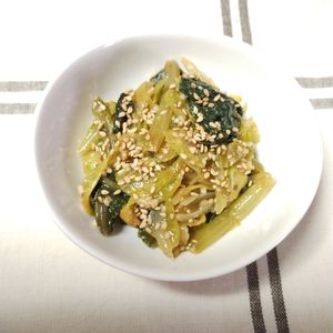 M＊Pの作ってみた!投稿(こっくりおいしい♩キャベツと小松菜のごま味噌和え)