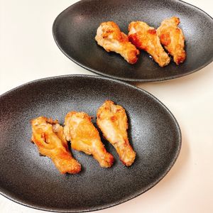 りんの作ってみた!投稿(揚げないのにカリッカリ！【オーブンで作る手羽元チキン】)
