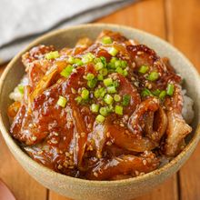 【タレが旨すぎる♡︎至高の豚丼】子供喜ぶ10分レシピ♪