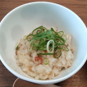 ゆの作ってみた!投稿(かつお節香る♪大根とささみの梅粥)