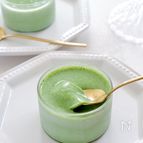 混ぜて冷やすだけ♪ふるふる食感【抹茶のみるくプリン】