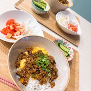 enuchanの作ってみた!投稿(『ひき肉と茄子のとろたま丼』ガッツリいけちゃう♡男子ウケ抜群)