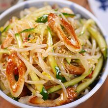 簡単ヘルシーなお惣菜😘♪もやしとちくわときゅうりの中華和え