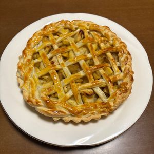 1229932の作ってみた!投稿(【我が家のアップルパイ】冷凍パイシートで幸せの味♡)