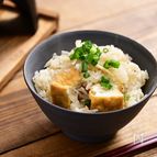 初夏の楽しみ新生姜「厚揚げと新生姜の釜飯」