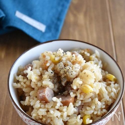 【ウインナーとコーンの炊き込みご飯】うちにあるもので簡単！