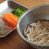 具だくさんで大満足！五目きんぴら春巻きの工程1