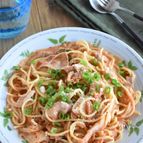 【豚キムチのまろやかクリームパスタ】牛乳が美味しさのポイント