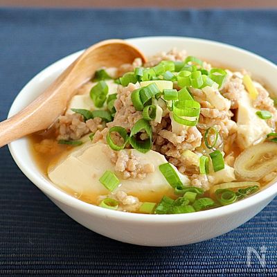 レンジでお手軽に♡豆腐のあったかすき焼き風煮込み