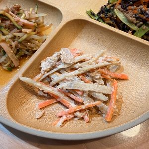 でぃみママの作ってみた!投稿(激うま!ごぼうとにんじんの濃厚ツナマヨサラダ)
