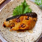 ご飯に合う♡絶品お魚おかず『ぶりのガーリック醤油ステーキ』