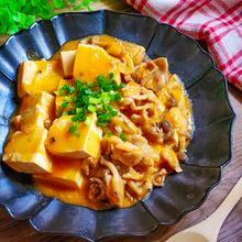 ウマだしピリ辛肉豆腐